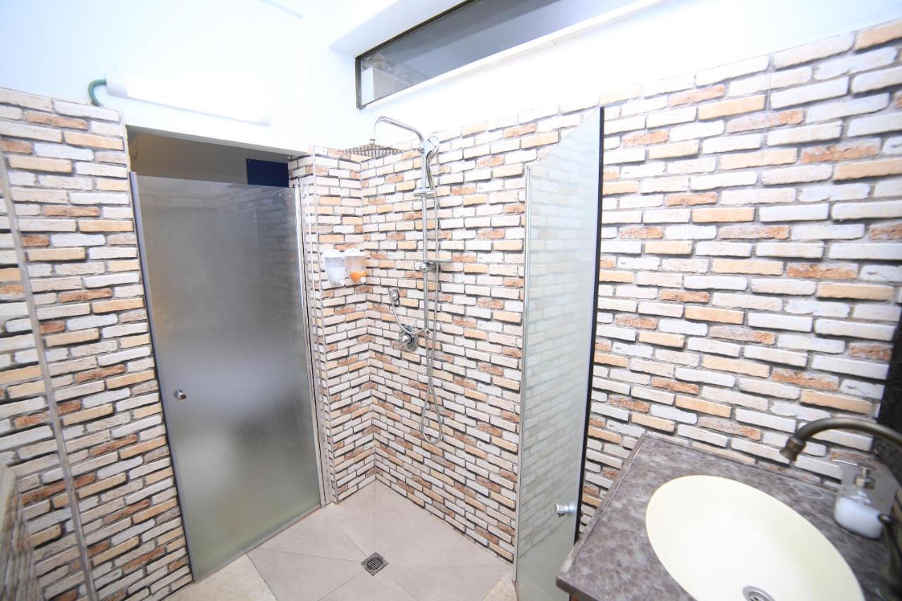 Hotel Ahuzat Shaul - Studio Hadera Esterno foto